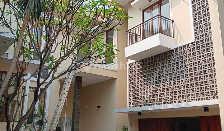 Rent Sewakan Rumah Private Pool Di Kemang Timur Jakarta Selatan 2