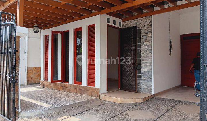 DISEWAKAN RUMAH BISA BUAT KANTOR TEBET TIMUR JAKARTA SELATAN  1