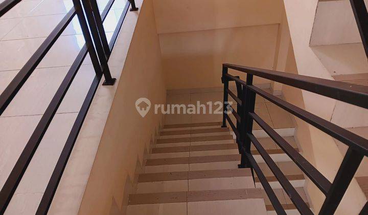 RUMAH DISEWAKAN COCOK BUAT KANTOR Di TEBET BARAT JAKARTA SELATAN  2