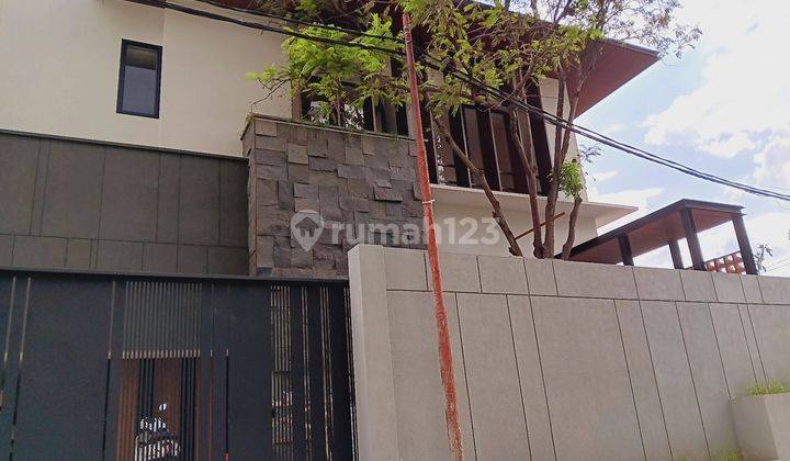 Cipete Cilandak Gaharu Rumah Luxurious Comportable Private Swimming Pool Dan Taman Belakang Dan Samping Jakarta Selatan 2