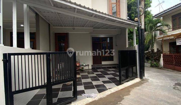 Rumah Minimalis Di Hook Dekat Ecopark Akses Jalan Muat Satu Mobil Tebet Jakarta Selatan  2