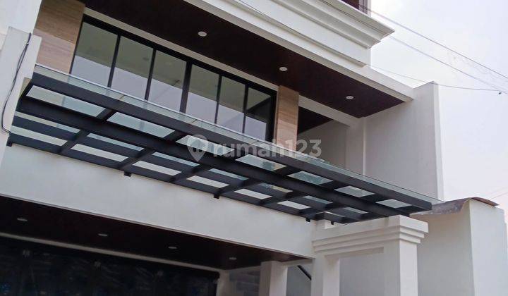 Rumah Moder Minimalis Tiga Lantai Dekat Mrt Fatmawati Di Cilandak Jakarta Selatan 1