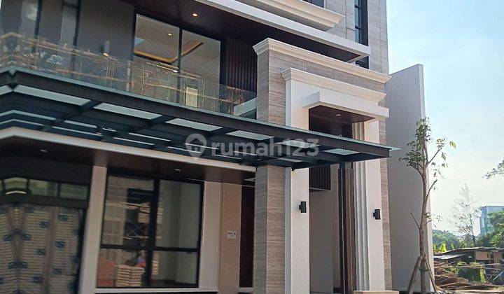 RUMAH MODERN MINIMALIS DALAM CUSTER DI CiLANDAK MARGASATWA JAKARTA SELATAN  1