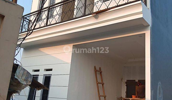 Rumah Minimalis Ada Rooftop Dalam Cluster Mini Cluster Hanya 8 Unit  Dekat Condet Raya Jakarta Timur  1