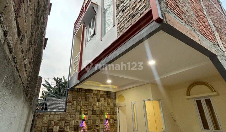 Rumah Minimalis Dua Lantai Di Condet Kramat Jati Jakarta Timur 1