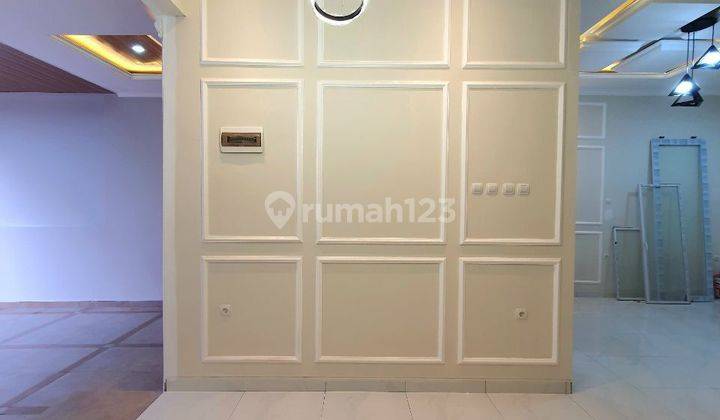 RUMAH MODERN DALAM CLUSTER DI JAGAKARSA JAKARTA SELATAN  2