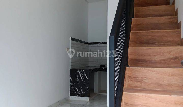 Rumah Mungil Modern Dua Lantai Di Bale Kambang Condet Jakarta Timur 2