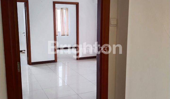 APARTEMEN WATERPLACE RESIDENCE 3BR 2