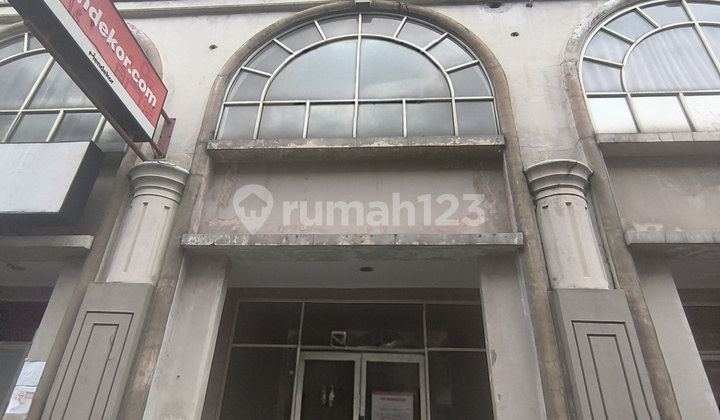 For Sale: 4-Story Commercial Ruko Ready for Use at Green Lake Ruko in Pasar Fresh Green Lake City, Jl. Ki Hajar Dewantoro, Ketapang, Cipondoh, Tangerang City, Banten, Indonesia, 15147, Green Lake City 67.5 m² Unfurnished SHM (Freehold Certificate)