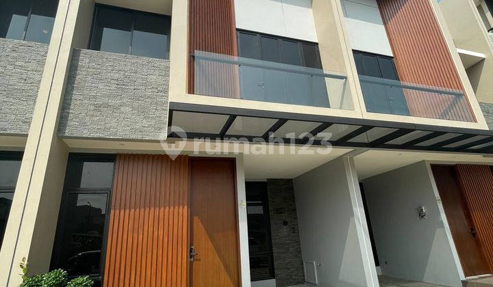 For Sale Purinusa Kembangan House in South Meruya, SHM House in Subdistrict, Jl. Meruya Selatan, Meruya Selatan, Kembangan, West Jakarta City, DKI Jakarta, Indonesia, 11650, Meruya