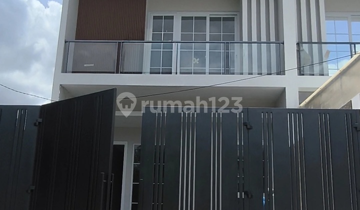 Rumah Baru 2,5 Lantai Di Sunrise Garden Jakarta Barat Rumah Bagus SHM Rumah Baru 2,5 Lantai Di Sunrise Garden Jakarta Barat Rumah Bagus SHM