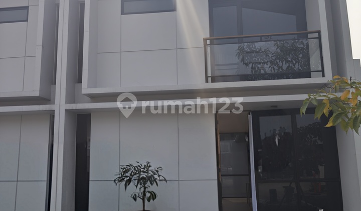 Di Sewakan Rumah 2 Lantai Semi Furnish Di Cendana Icon Tangerang Rumah Bagus Di Sewakan Rumah 2 Lantai Semi Furnish Di Cendana Icon Tangerang Rumah Bagus