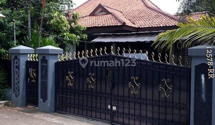 Dijual Rumah Dengan Halaman Luas Di Ciputat Pisangan 1