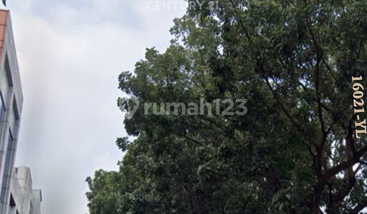 For Sale 3-Storey Shop House in Kebayoran Arcade Bintaro 2