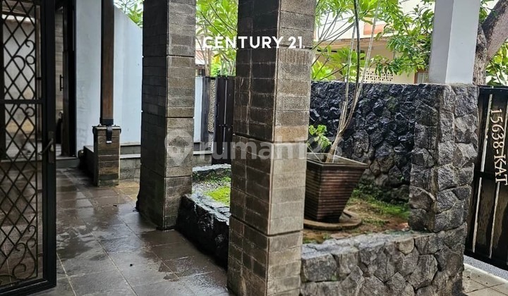 Disewakan Rumah Hommy di Bintaro Sektor 5