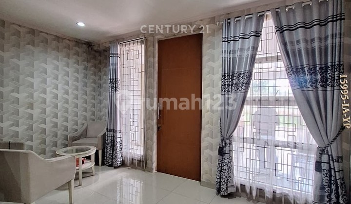 Comfortable Modern Minimalist House for Quick Sale in Modern Hill 2