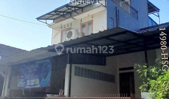 Dijual BU Rumah Asri Di Komplek Yang Aman Dan Nyaman One Gate Dijual BU Rumah Asri Di Komplek Yang Aman Dan Nyaman One Gate