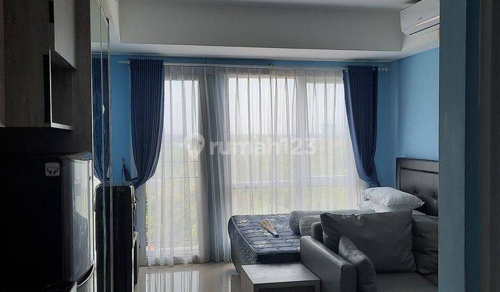 Apartemen breeze Lantai rendah 1