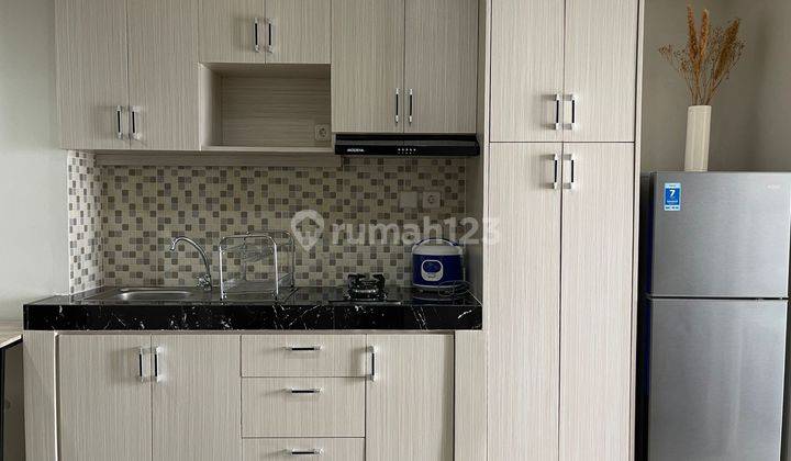 Di jual cepat Apartemen breeze lantai rendah 2