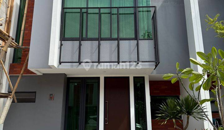 Di Sewakan Rumah Kebayoran Harmony  1