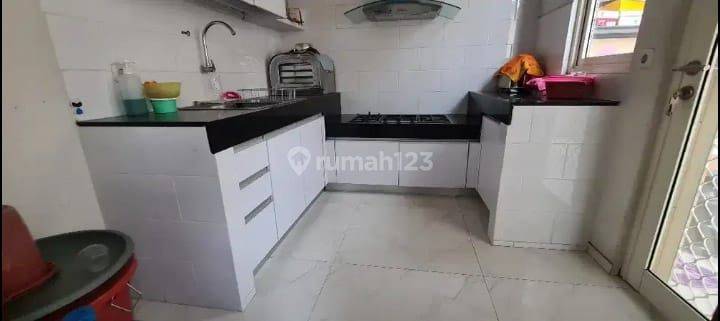 Dijual Hunian Megah Fully Furnish Darmo Permai Timur 2