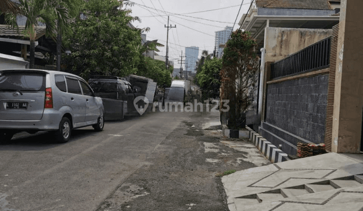 Dijual Rumah Hitung Tanah Darmo Permai Timur 2