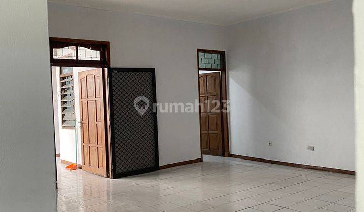 Rumah Full Furnished Area Nyaman Darmo Permai Selatan 2