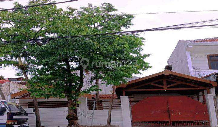 Rumah Full Furnished Area Nyaman Darmo Permai Selatan 1