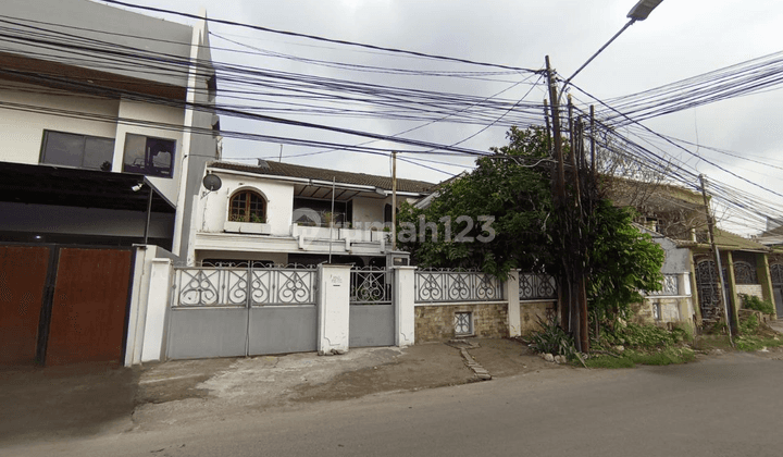 Rumah Kos Furnished Dekat Area Perkantoran, Surabaya Barat 1