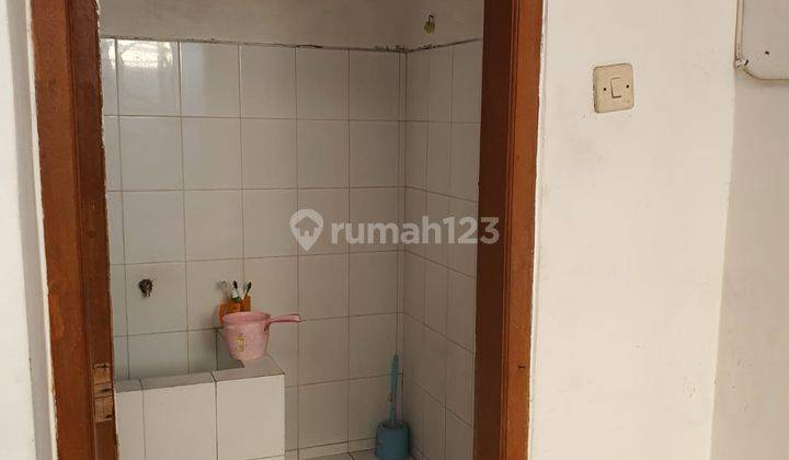 Rumah Unfurnished Lokasi Strategis Darmo Permai Utara 2