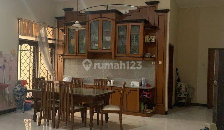 Rumah Terawat Furnished Darmo Baru Barat 2