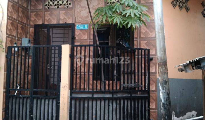 Rumah 3 Lantai di Gunung Sahari Utara, Jakarta Pusat 1