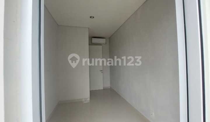 2-Storey Hook House with 4 Bedrooms Ready to Occupy in Boston Village 2