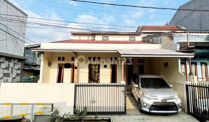 Rumah Hook 1 Lantai 3 Kamar Siap Huni di Villa Mutiara 1