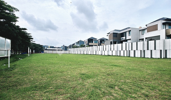 Kavling Komersial Hook Lebar 20 Pinggir Jalan Raya Hadap Timur