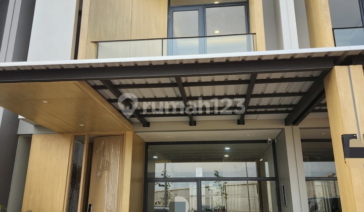Two-Story House with 3 Bedrooms Facing South in Tanakayu