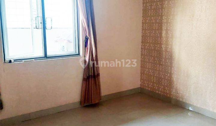 Rumah 2 Lantai 4 Kamar Nonfurnished di Premier Park 2