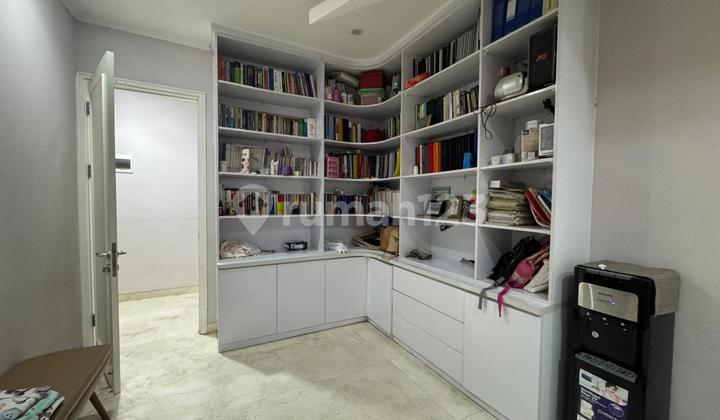 2-story house with 3+1 north-facing rooms overlooking the garden in Leora 2