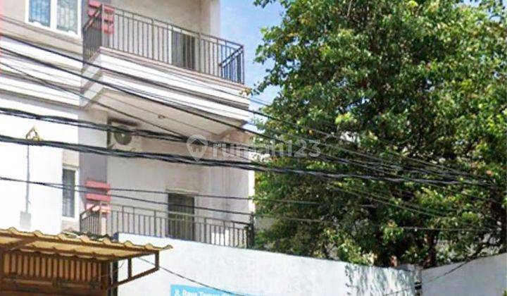 Ruko 4 lantai pinggir jalan raya di Taman Cibodas 1