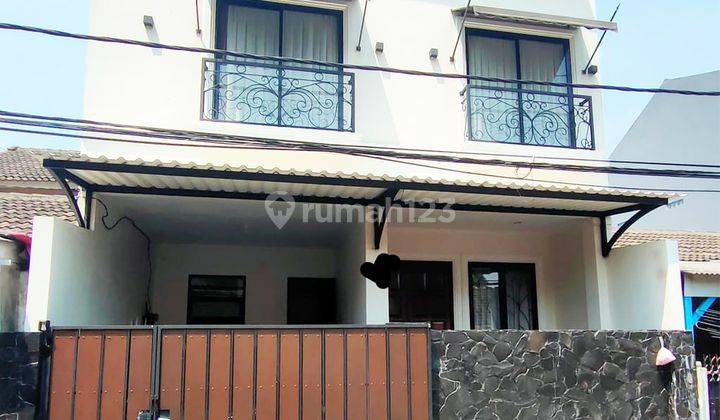 Dijual Rumah Baru 2 Lantai Dekat Pasar Modern di Griya Loka Bsd 1