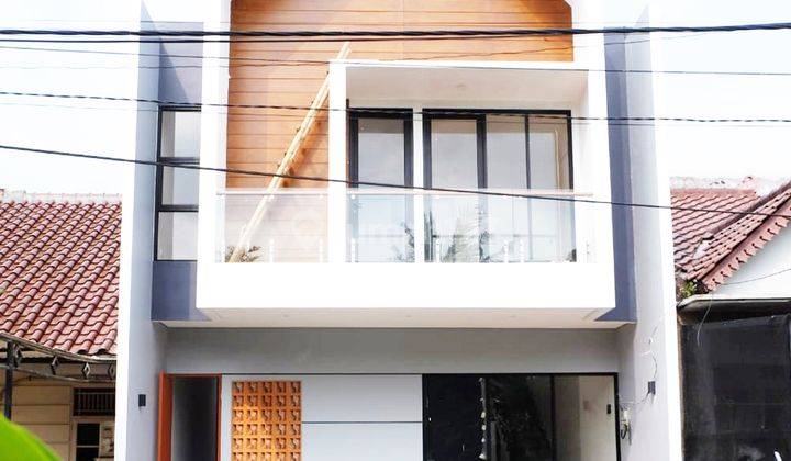 Rumah Baru 2 Lantai 4+1 Kamar di Villa Bintaro Indah 1