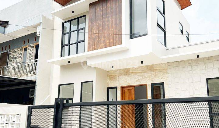 Rumah Baru 2 Lantai 3 Kamar Dekat Pasar Modern di Nusaloka 1