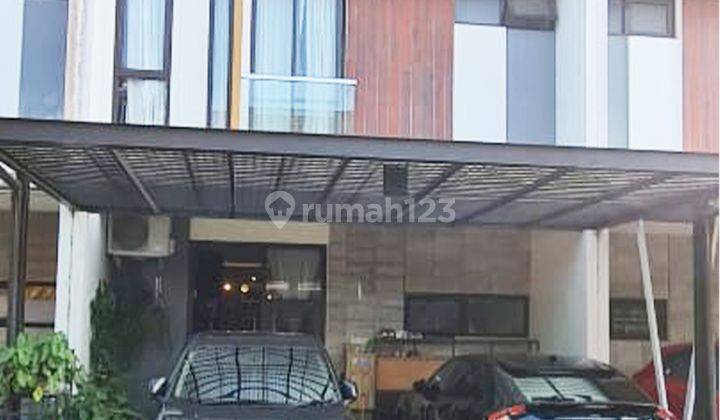 Rumah 2,5 Lantai 3+1 Kamar Full Furnished Hadap Selatan 1