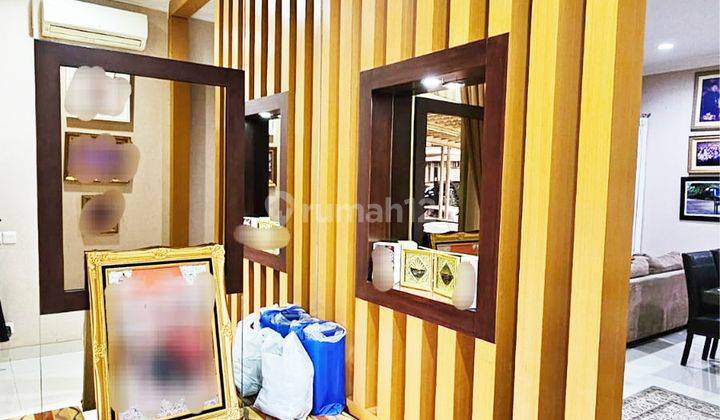 Rumah 2 Lantai 3 Kamar Lokasi Strategis di Pondok Hijau Golf 1