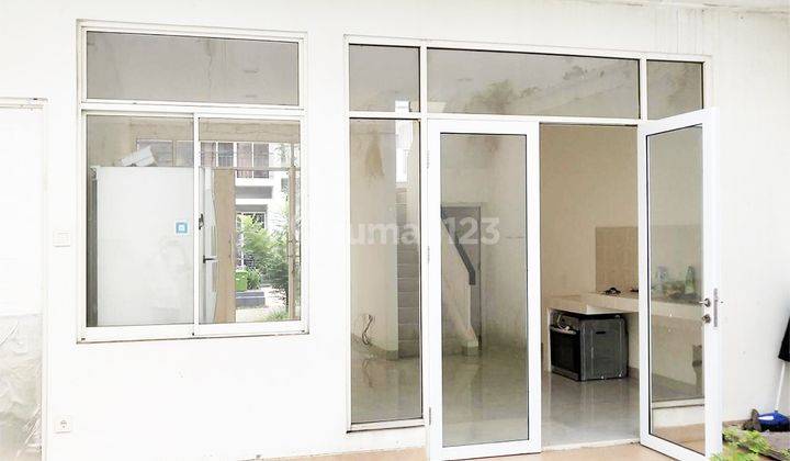 Rumah 2 Lantai 3+1 Kamar Dekat Binus di Residence One 2