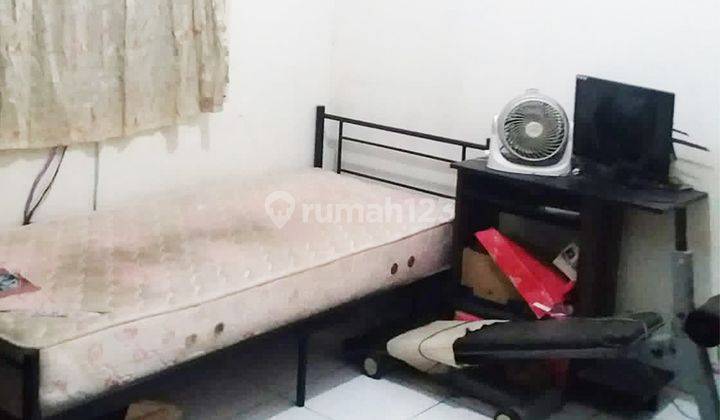 Rumah 2 Lantai 2+1 Kamar Dekat Stasiun Kereta di Sevilla 2