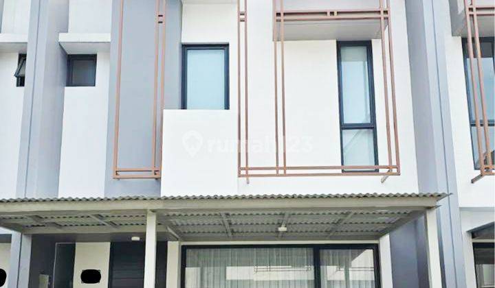 Rumah 2 Lantai 3 Kamar Full Furnished Di Yuthica 1