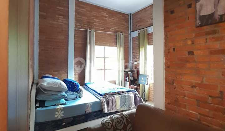 Rumah 1,5 lantai 3 kamar siap huni di Islamic Village 2