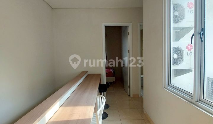 Rumah 2 lantai 3 kamar hadap selatan siap huni di Hyland 2