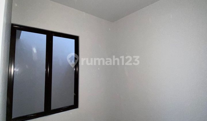 Rumah Hook 1 Lantai 2 Kamar Dekat Club House di Citra Garden 2